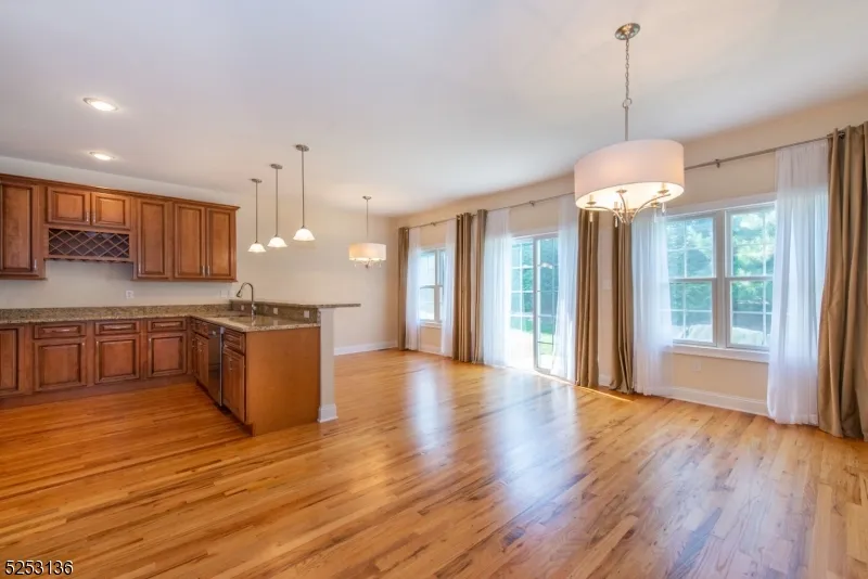 17 Halina Ln Butler, NJ 07405