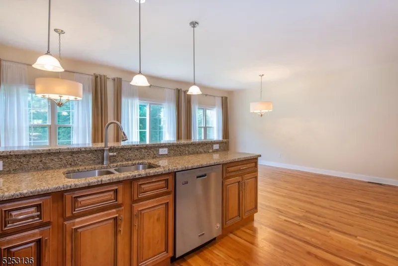 17 Halina Ln Butler, NJ 07405