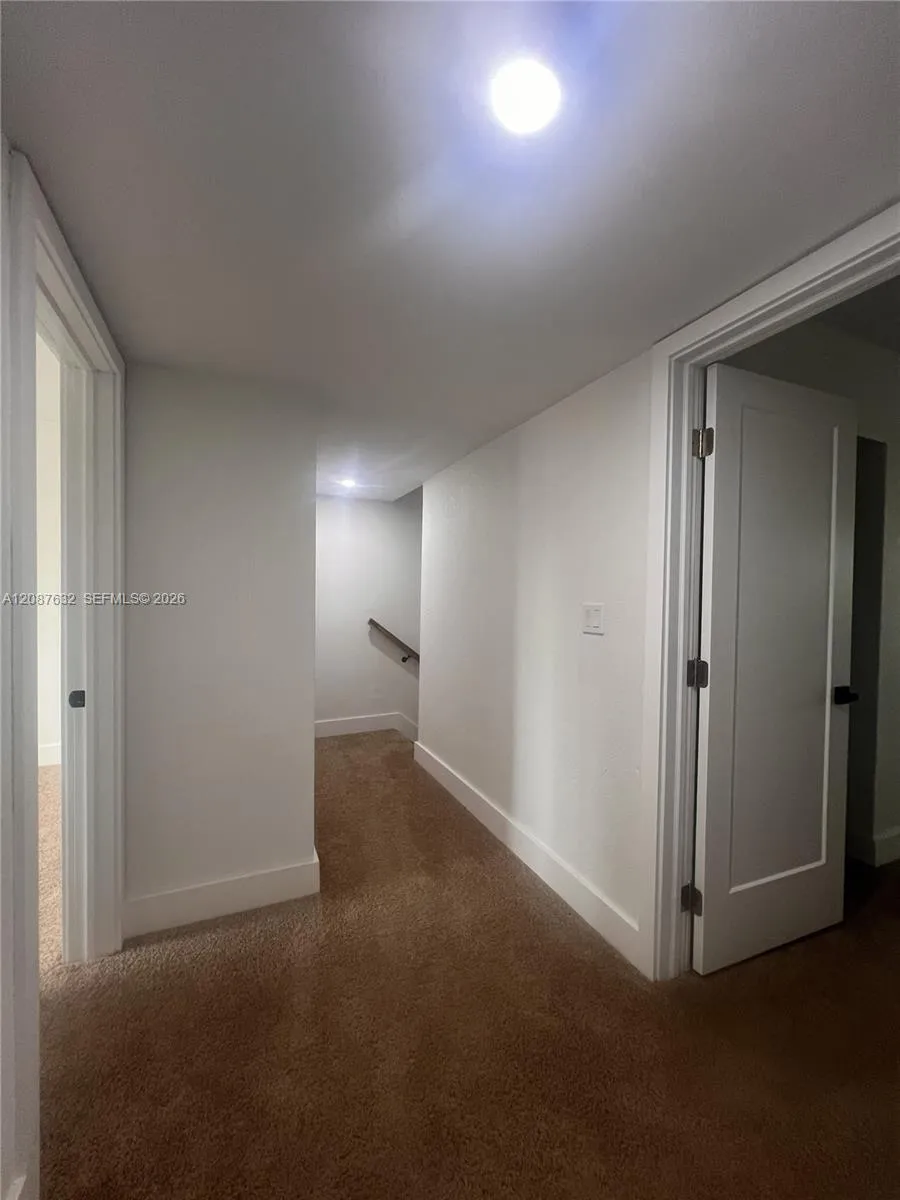 7164 W 3rd Ave Hialeah, FL 33014
