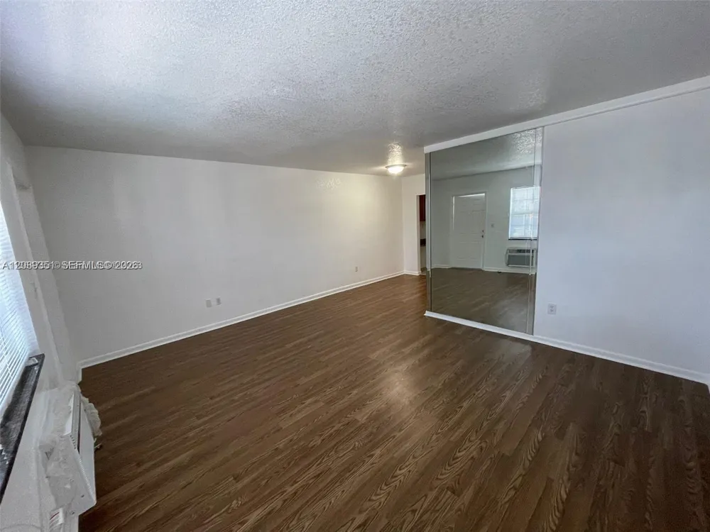 1471 NE 170th St #224A North Miami Beach, FL 33162