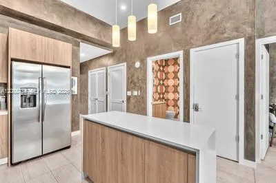 3900 Biscayne Blvd #S-616 Miami, FL 33137