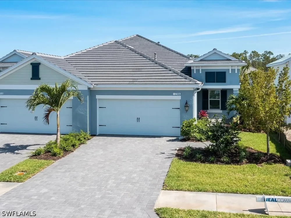 Marquesa Circle Naples, FL 34112
