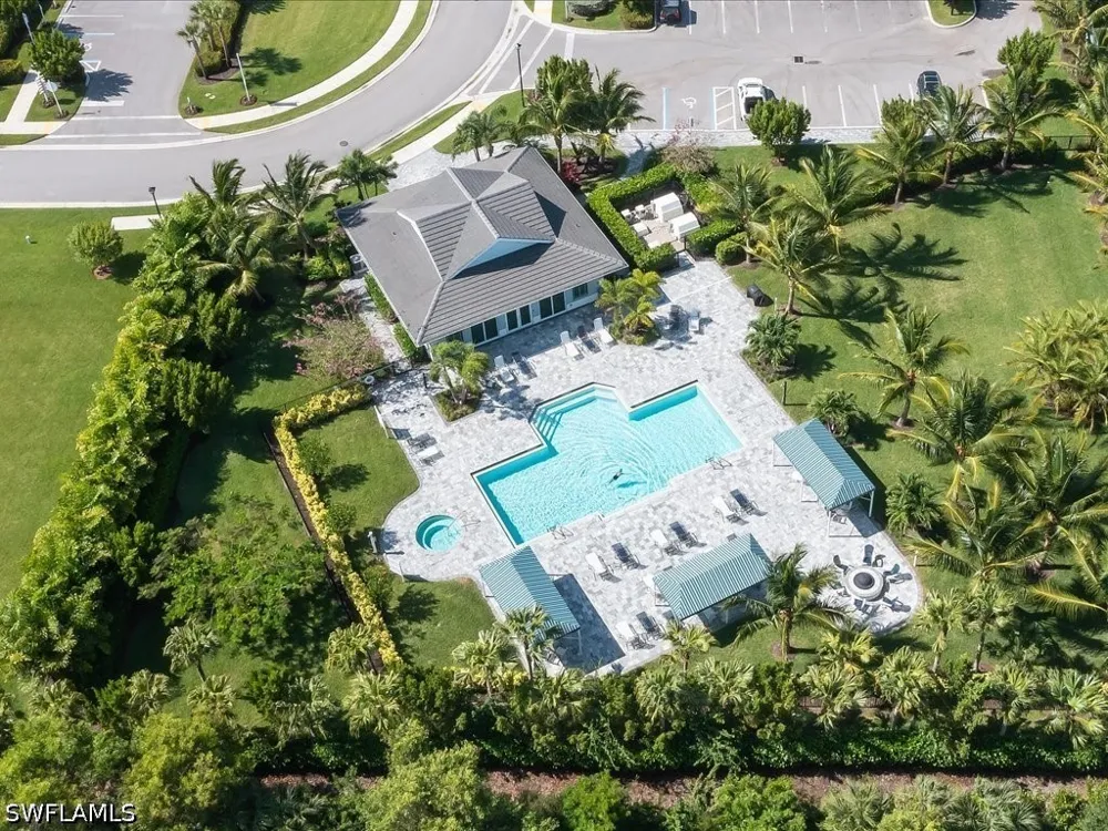 Marquesa Circle Naples, FL 34112