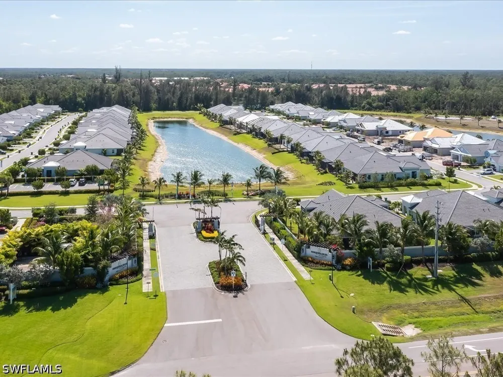 Marquesa Circle Naples, FL 34112