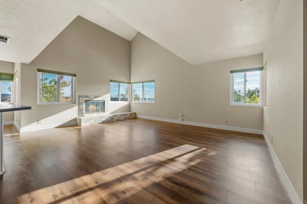 14692 Sunrise Canyon Road Poway, CA 92064