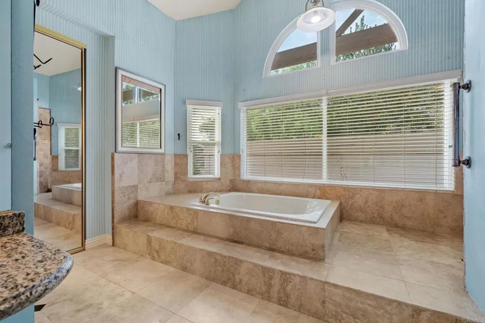 14692 Sunrise Canyon Road Poway, CA 92064