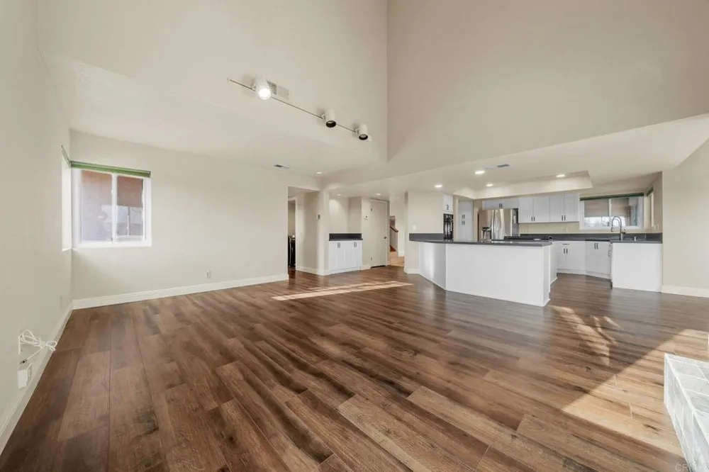 14692 Sunrise Canyon Road Poway, CA 92064