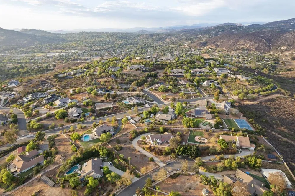 14692 Sunrise Canyon Road Poway, CA 92064