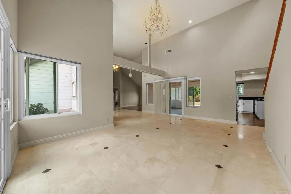 14692 Sunrise Canyon Road Poway, CA 92064