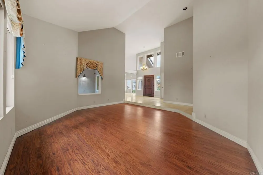 14692 Sunrise Canyon Road Poway, CA 92064