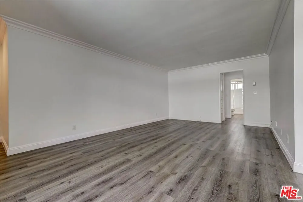 1200 Flores Street #207 West Hollywood, CA 90069