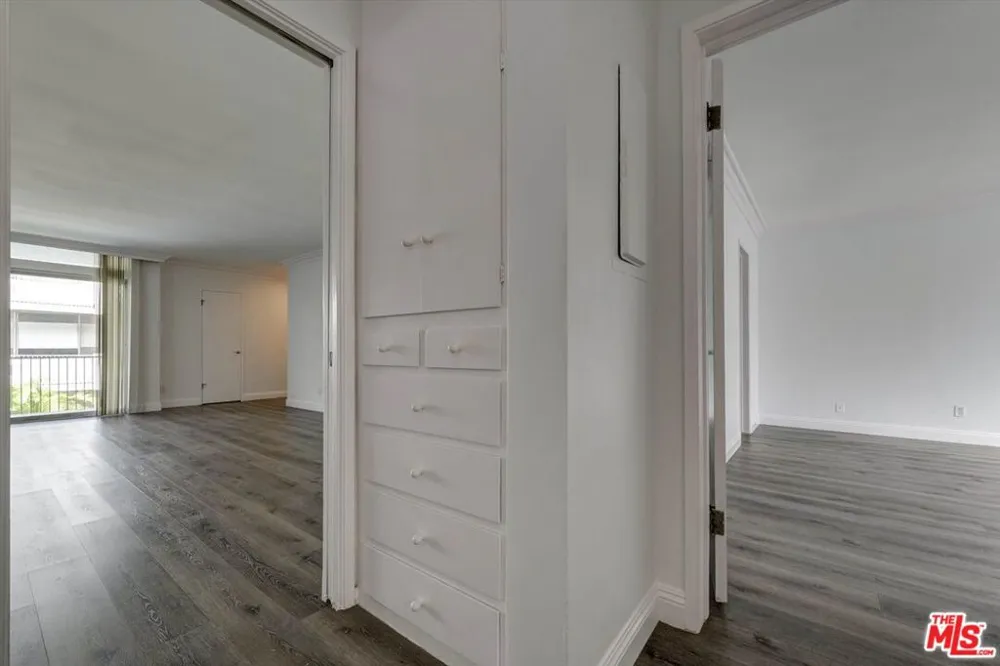1200 Flores Street #207 West Hollywood, CA 90069