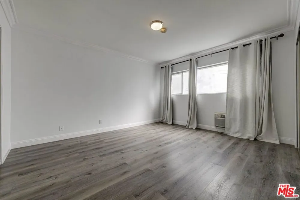 1200 Flores Street #207 West Hollywood, CA 90069