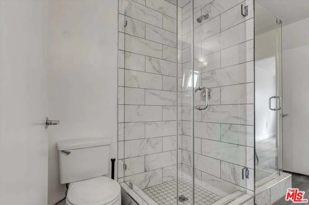 1200 Flores Street #207 West Hollywood, CA 90069