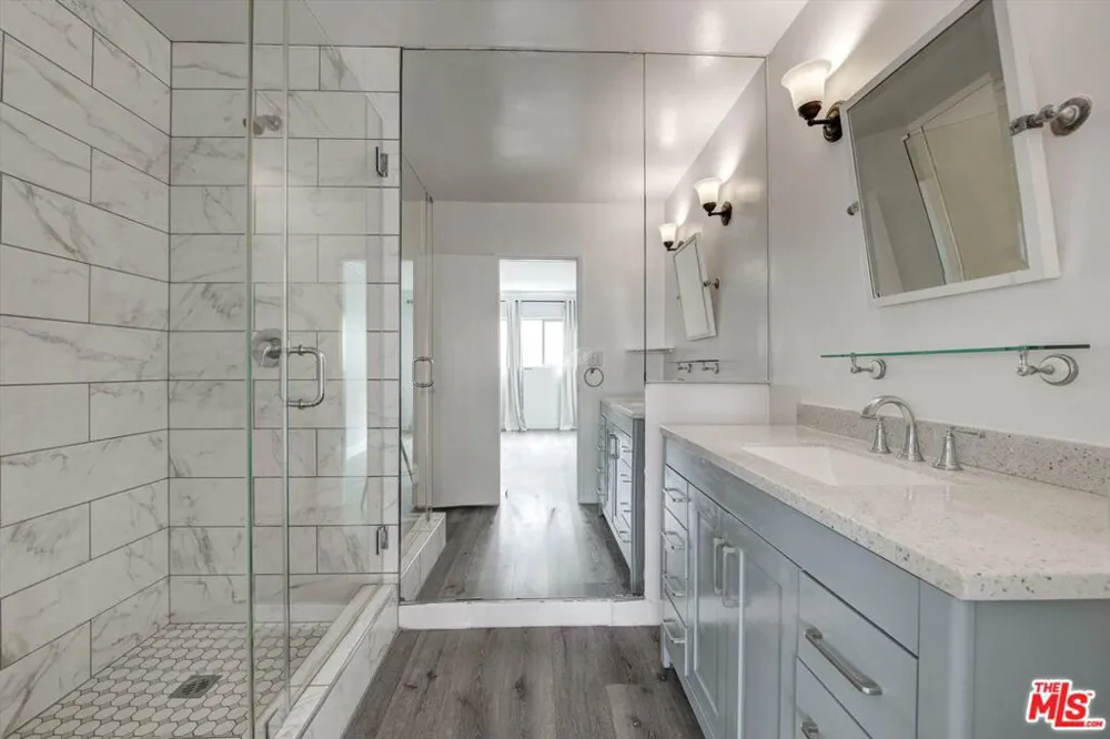 1200 Flores Street #207 West Hollywood, CA 90069