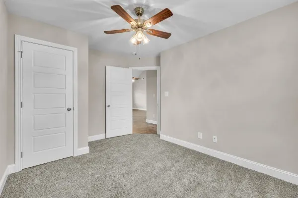 379 Hereford Farms Clarksville, TN 37043