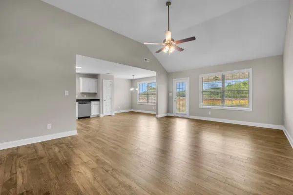 379 Hereford Farms Clarksville, TN 37043