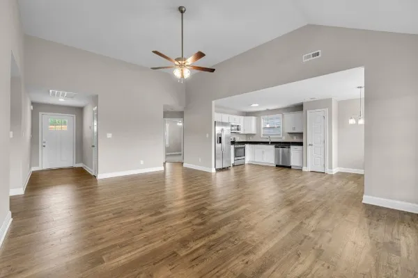 379 Hereford Farms Clarksville, TN 37043