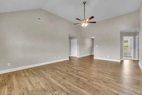 379 Hereford Farms Clarksville, TN 37043