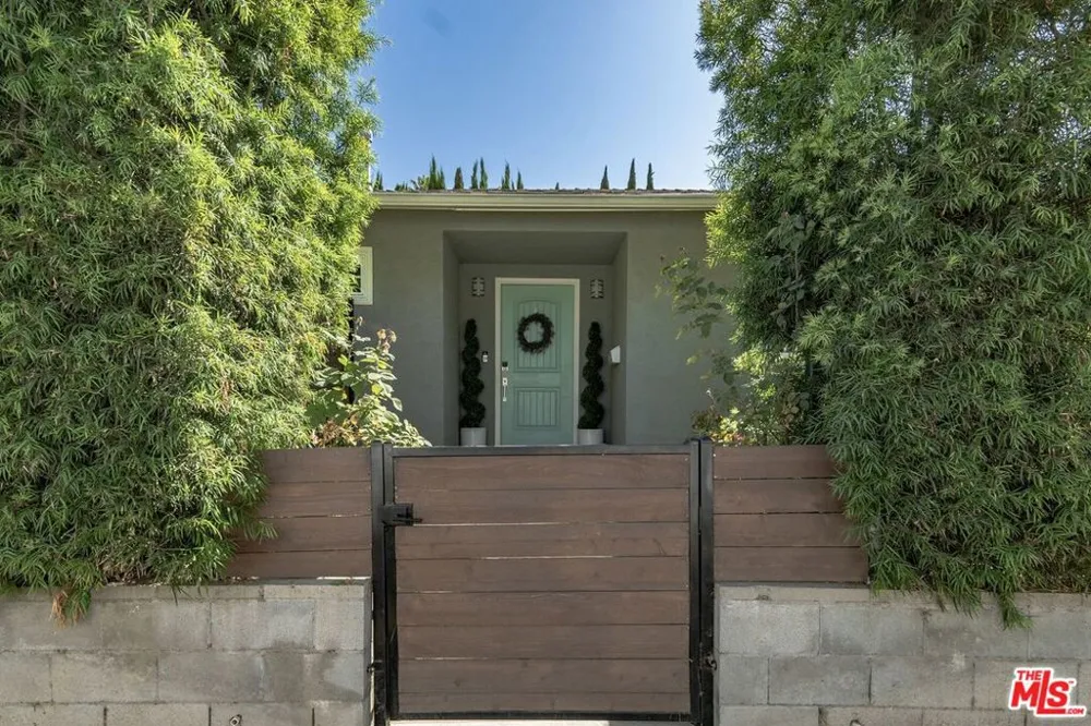 1500 Fairfield Street Glendale, CA 91201