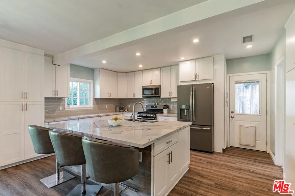 1500 Fairfield Street Glendale, CA 91201