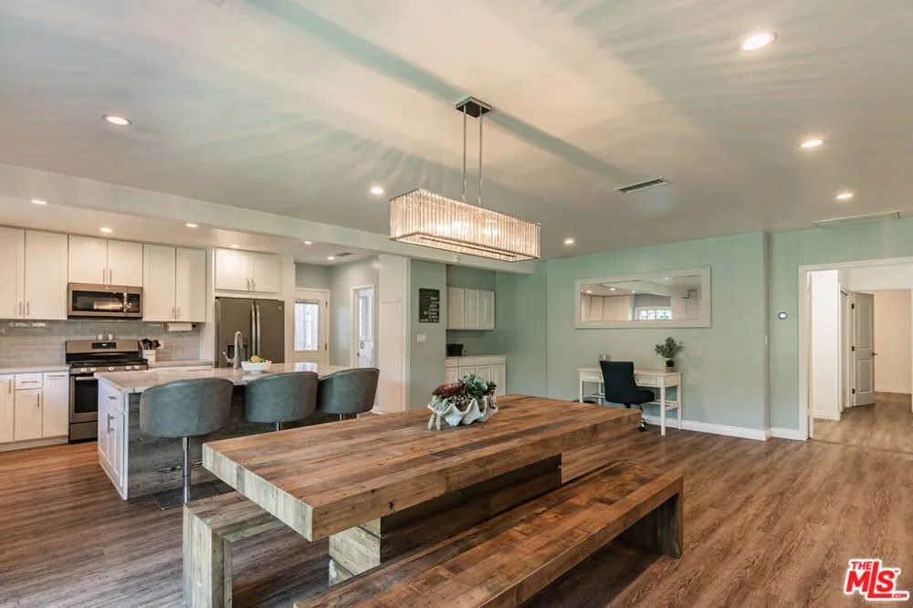 1500 Fairfield Street Glendale, CA 91201
