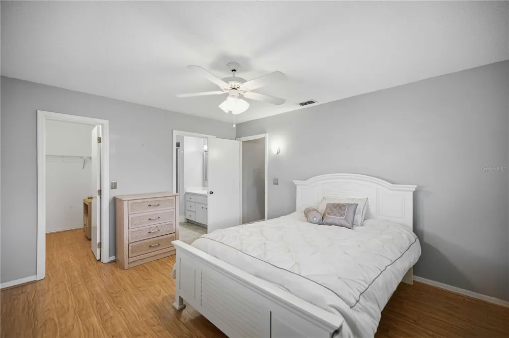 17945 SE 104TH TERRACE Summerfield, FL 34491