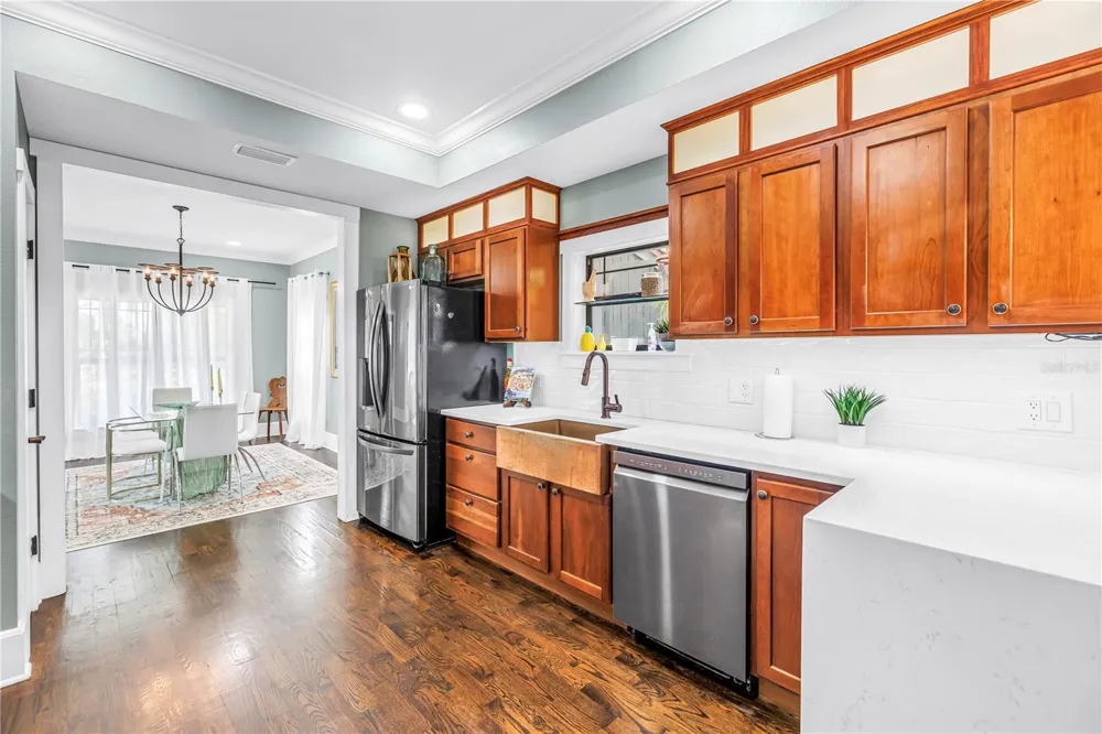 6551 EMERSON AVENUE S St Petersburg, FL 33707