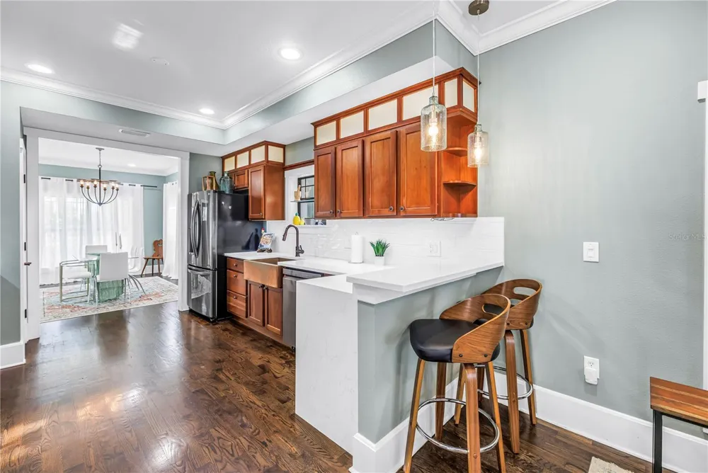 6551 EMERSON AVENUE S St Petersburg, FL 33707