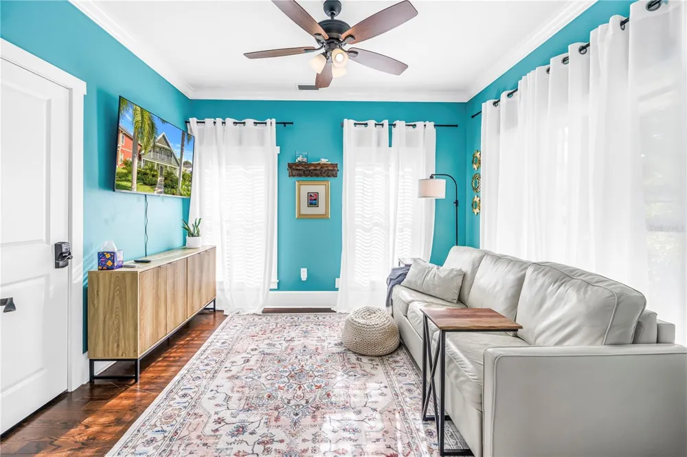 6551 EMERSON AVENUE S St Petersburg, FL 33707
