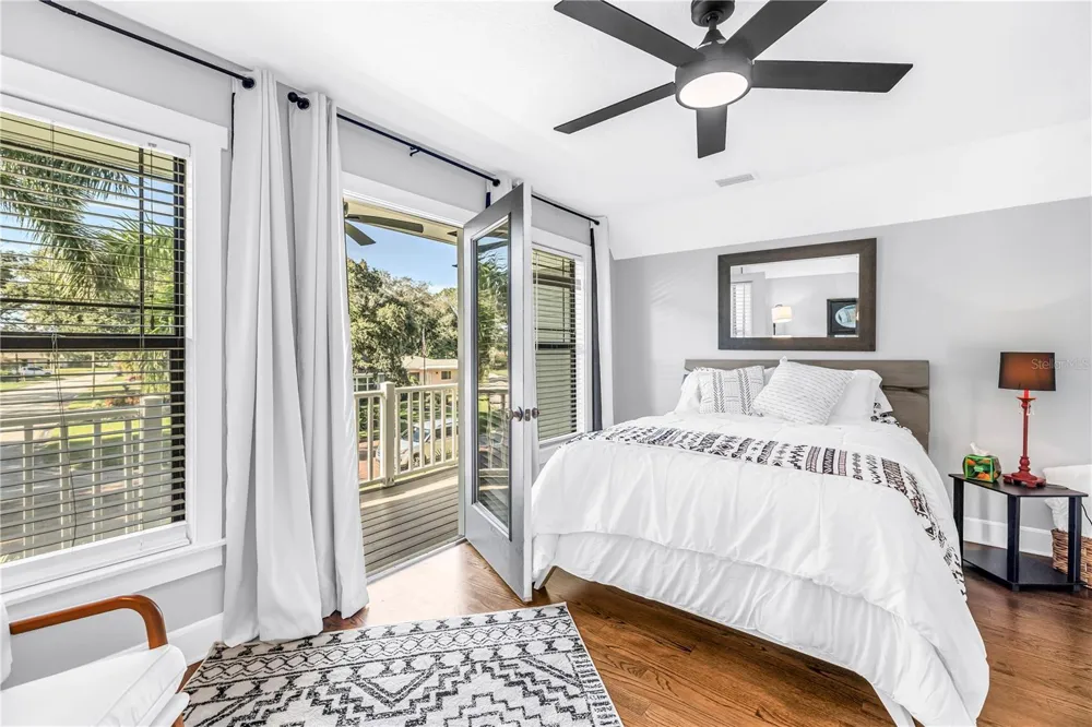 6551 EMERSON AVENUE S St Petersburg, FL 33707