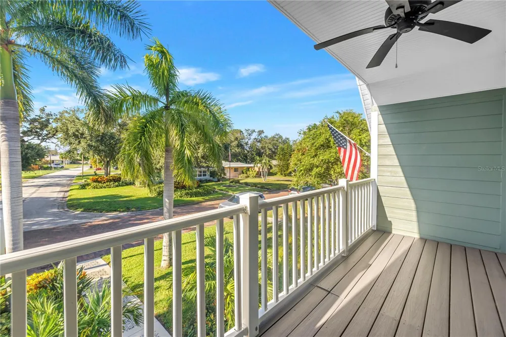 6551 EMERSON AVENUE S St Petersburg, FL 33707