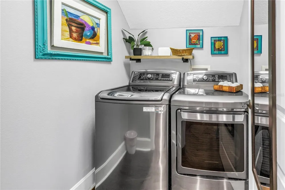 6551 EMERSON AVENUE S St Petersburg, FL 33707