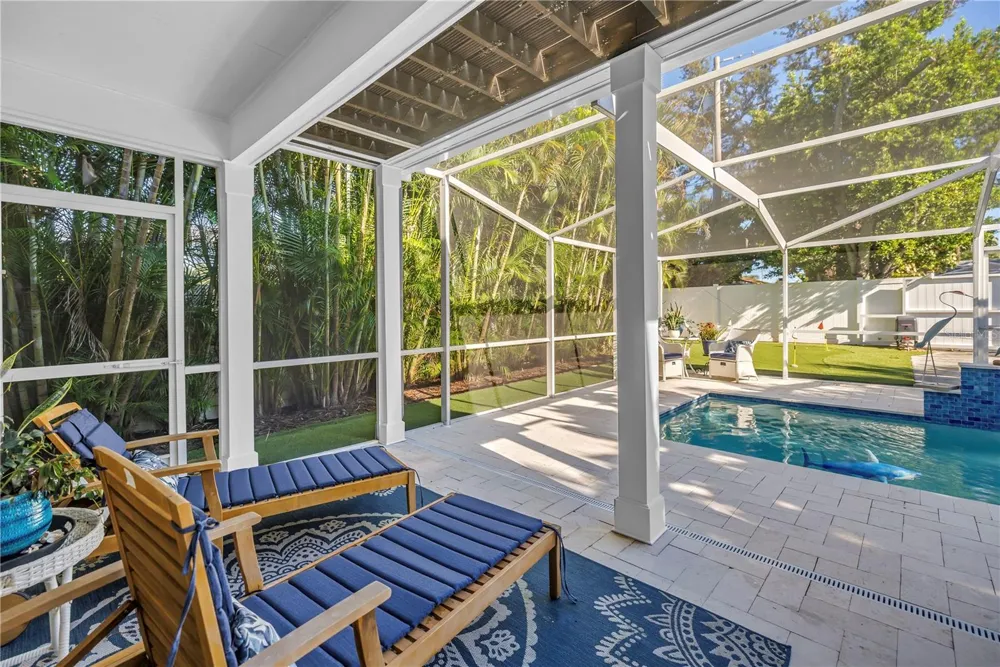 6551 EMERSON AVENUE S St Petersburg, FL 33707
