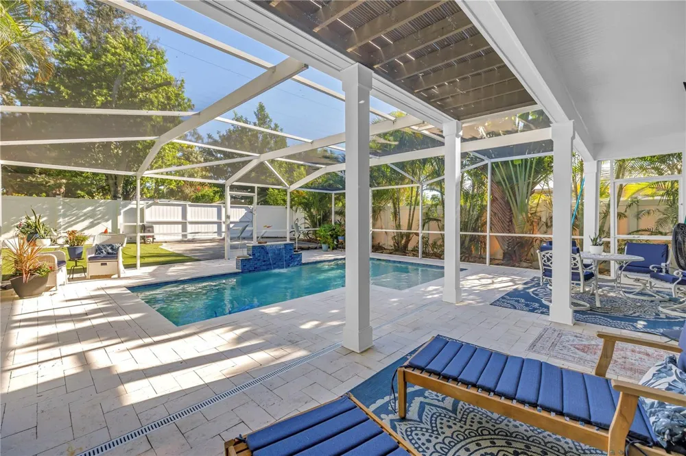 6551 EMERSON AVENUE S St Petersburg, FL 33707