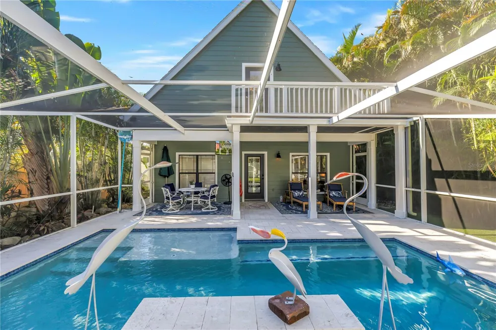 6551 EMERSON AVENUE S St Petersburg, FL 33707