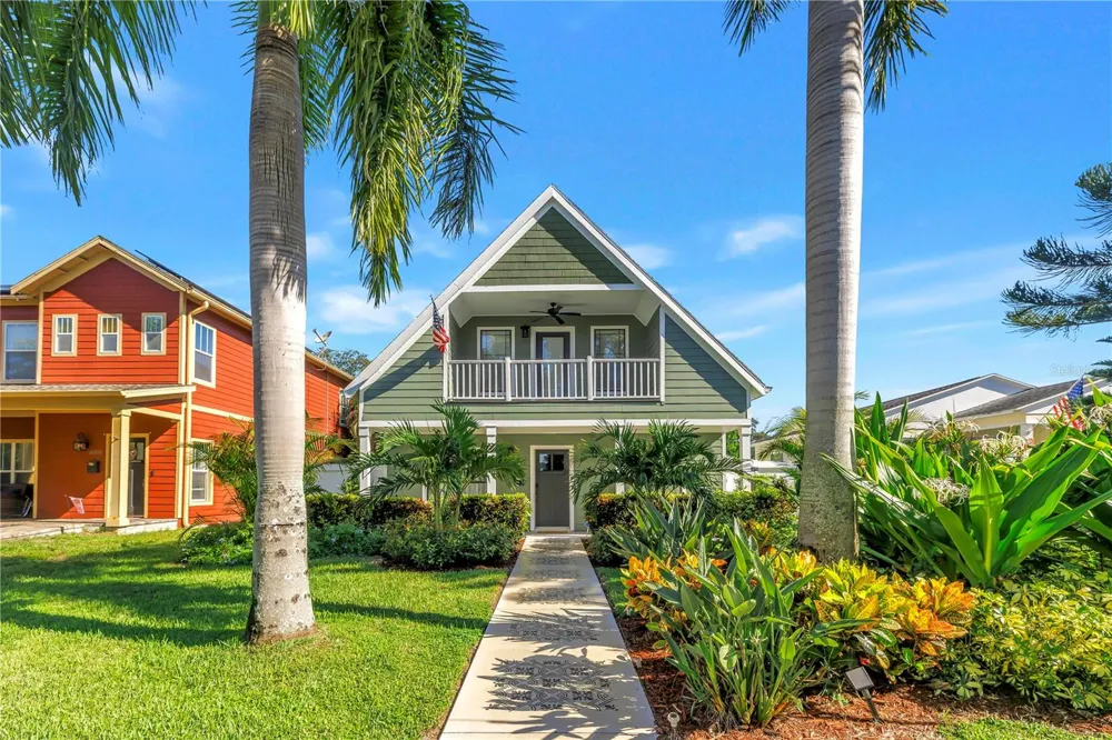 6551 EMERSON AVENUE S St Petersburg, FL 33707