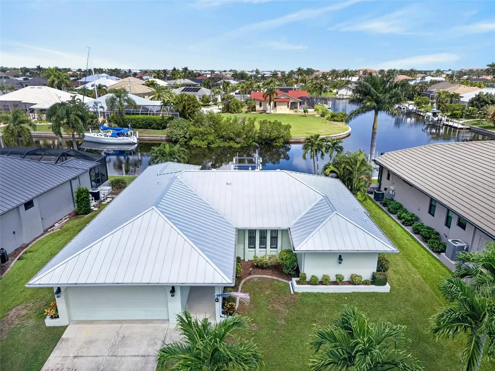 1424 KINGLET DRIVE Punta Gorda, FL 33950