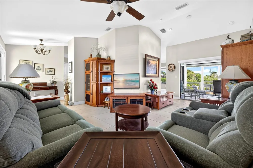 1424 KINGLET DRIVE Punta Gorda, FL 33950
