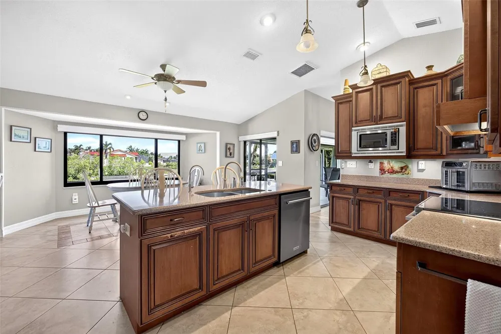 1424 KINGLET DRIVE Punta Gorda, FL 33950