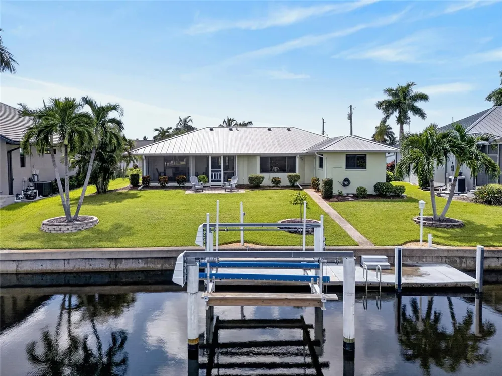 1424 KINGLET DRIVE Punta Gorda, FL 33950