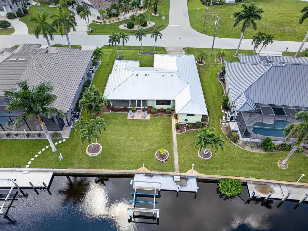 1424 KINGLET DRIVE Punta Gorda, FL 33950