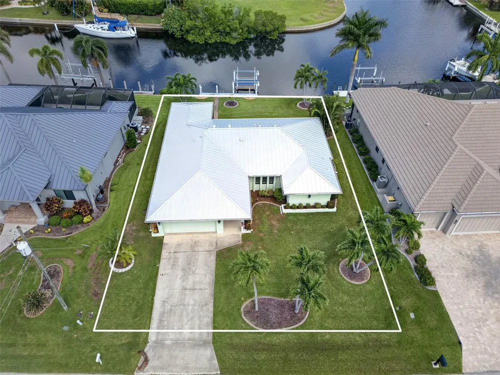 1424 KINGLET DRIVE Punta Gorda, FL 33950