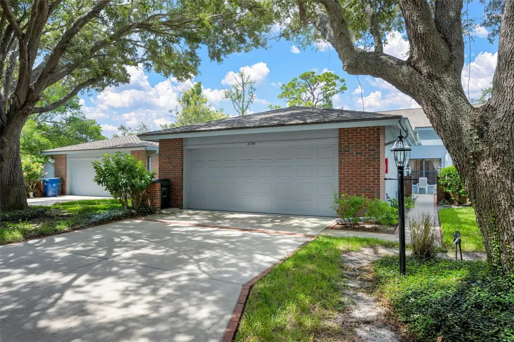 2794 MOSS OAK DRIVE #2 Sarasota, FL 34231