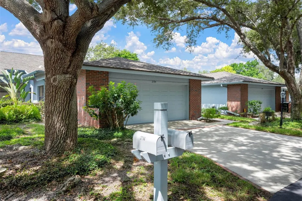 2794 MOSS OAK DRIVE #2 Sarasota, FL 34231