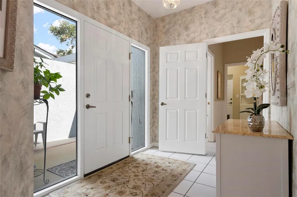 2794 MOSS OAK DRIVE #2 Sarasota, FL 34231