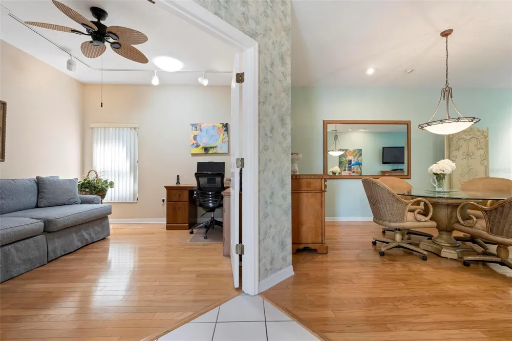2794 MOSS OAK DRIVE #2 Sarasota, FL 34231