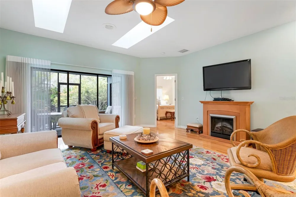 2794 MOSS OAK DRIVE #2 Sarasota, FL 34231