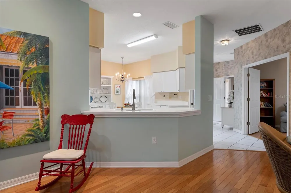 2794 MOSS OAK DRIVE #2 Sarasota, FL 34231