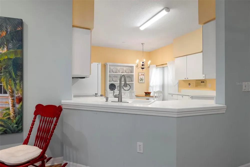 2794 MOSS OAK DRIVE #2 Sarasota, FL 34231